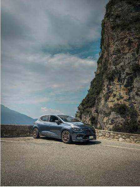 Dyno room background
